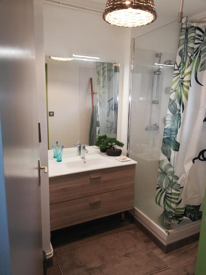 Apartamento Grand T3 Avec Clim, Parking Et Terrasse Privative - Agén Exterior foto